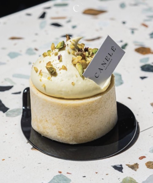 Pistachio Roll Gâteau